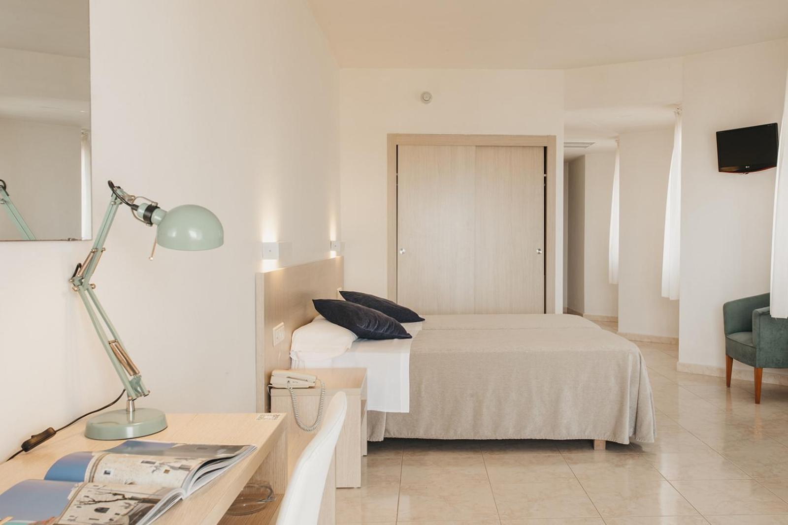 Hotel Xaloc Playa Punta Prima  Room photo